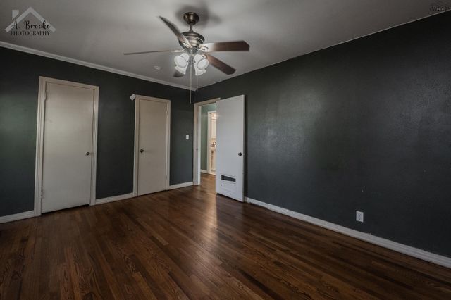 3211 PECKHAM STREET, Wichita Falls, TX 76308