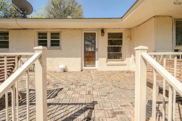 3211 PECKHAM STREET, Wichita Falls, TX 76308