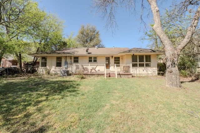 3211 PECKHAM STREET, Wichita Falls, TX 76308