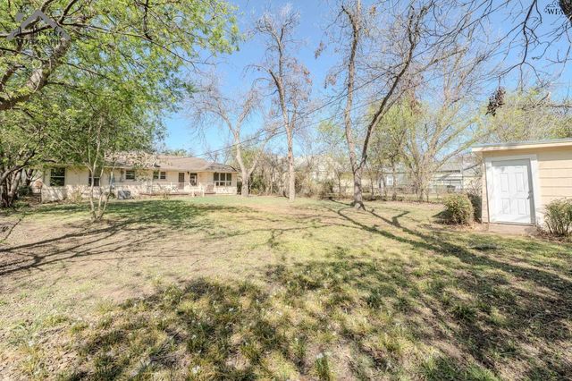 3211 PECKHAM STREET, Wichita Falls, TX 76308