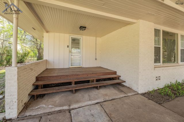 3211 PECKHAM STREET, Wichita Falls, TX 76308