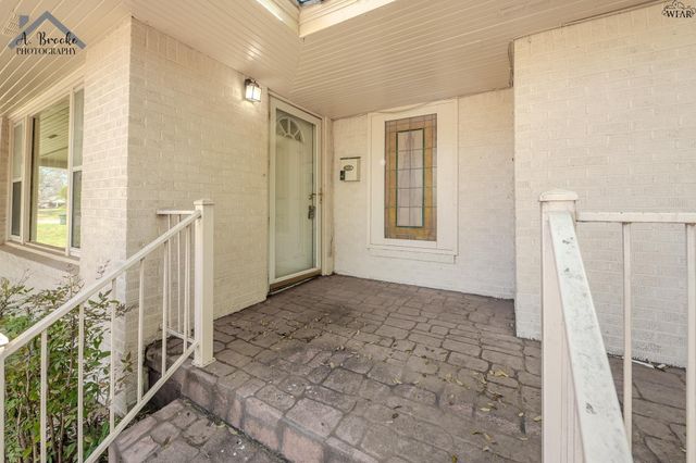 3211 PECKHAM STREET, Wichita Falls, TX 76308