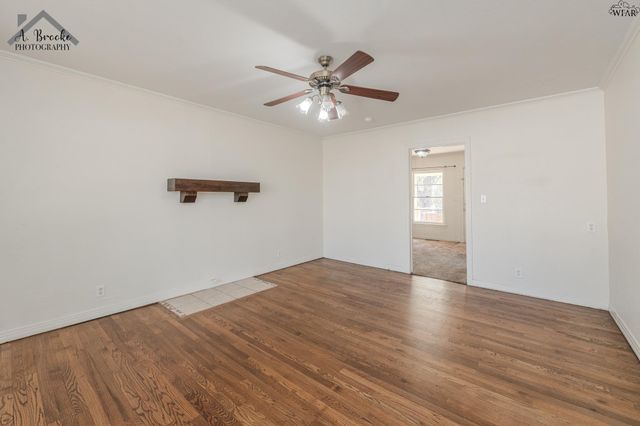 3211 PECKHAM STREET, Wichita Falls, TX 76308