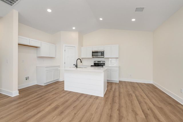 17115 W Kashmir St, Goddard, KS 67052