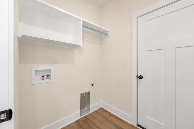 17115 W Kashmir St, Goddard, KS 67052