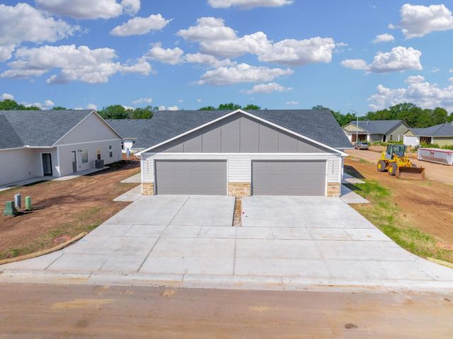 17115 W Kashmir St, Goddard, KS 67052