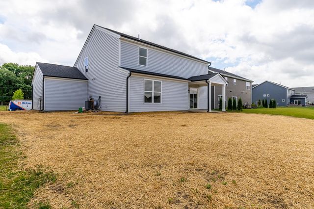11697 Whistling Trail, Fort Wayne, IN 46818