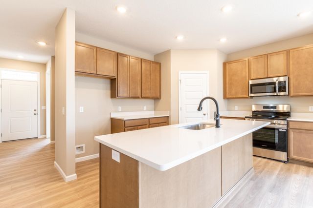 11697 Whistling Trail, Fort Wayne, IN 46818