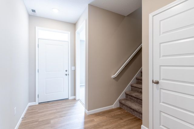 11697 Whistling Trail, Fort Wayne, IN 46818