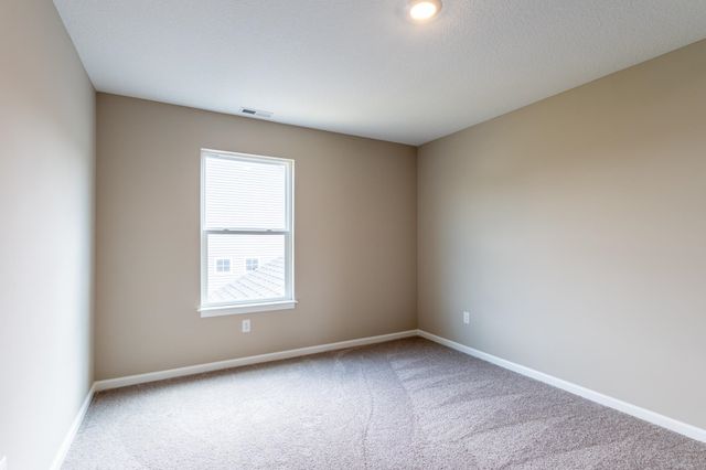 11697 Whistling Trail, Fort Wayne, IN 46818