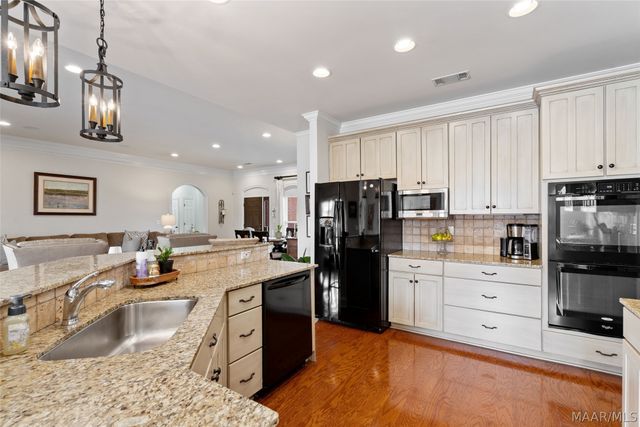 9657 Ottershaw Court, Pike Road, AL 36064