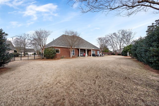 9657 Ottershaw Court, Pike Road, AL 36064
