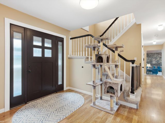 8177 Fawn Valley Drive, Clarkston, MI 48348