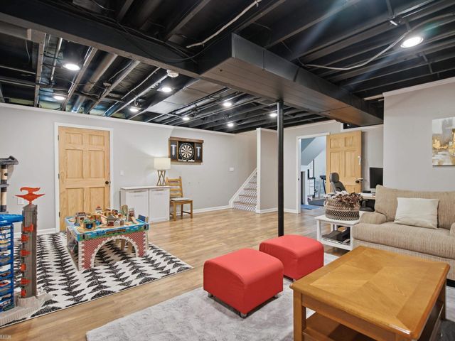 8177 Fawn Valley Drive, Clarkston, MI 48348