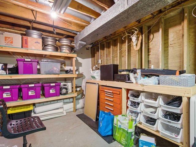 8177 Fawn Valley Drive, Clarkston, MI 48348