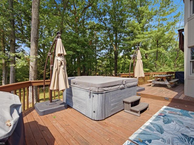 8177 Fawn Valley Drive, Clarkston, MI 48348