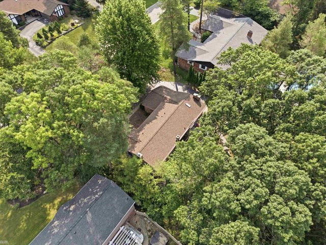 8177 Fawn Valley Drive, Clarkston, MI 48348