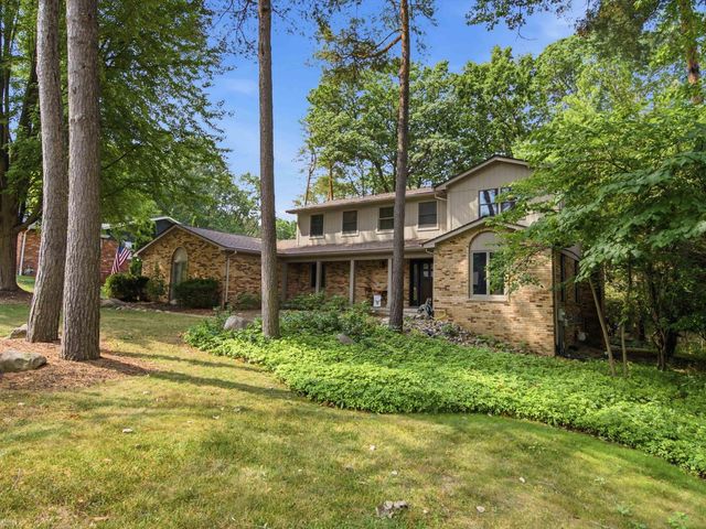 8177 Fawn Valley Drive, Clarkston, MI 48348