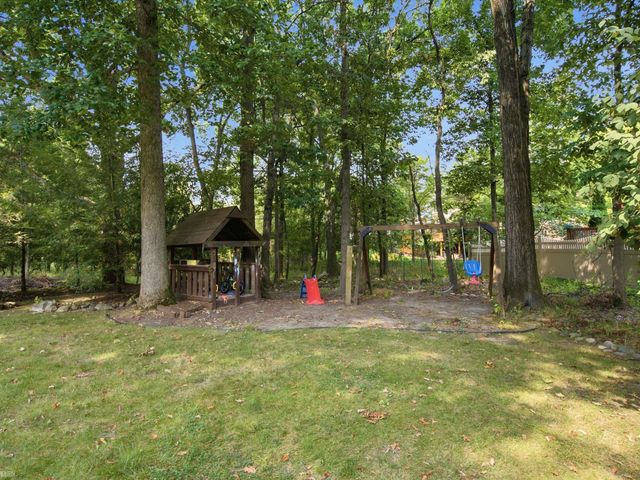 8177 Fawn Valley Drive, Clarkston, MI 48348
