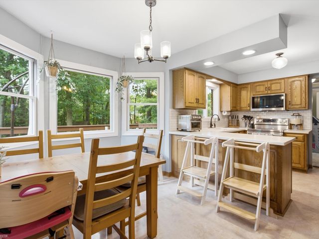 8177 Fawn Valley Drive, Clarkston, MI 48348