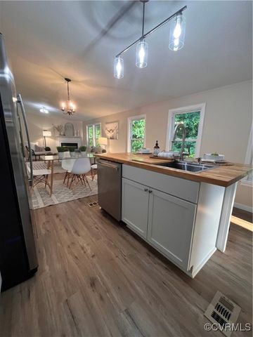 5225 Hopewell Rd, New Kent, VA 23124