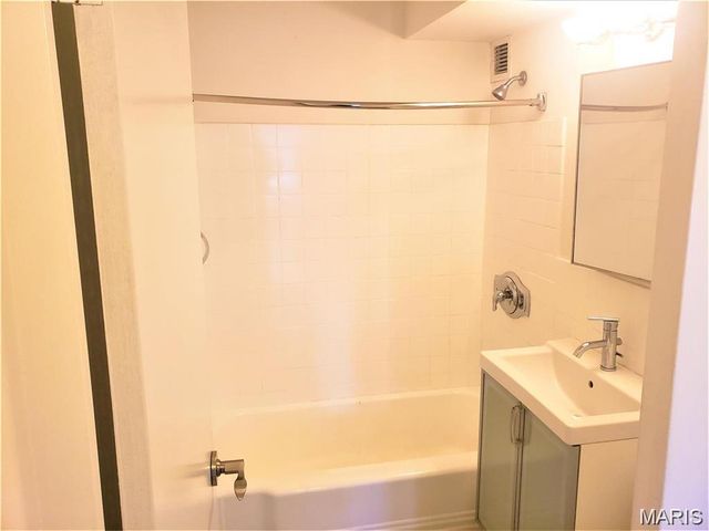 210 N 17th Street 805, St Louis, MO 63103