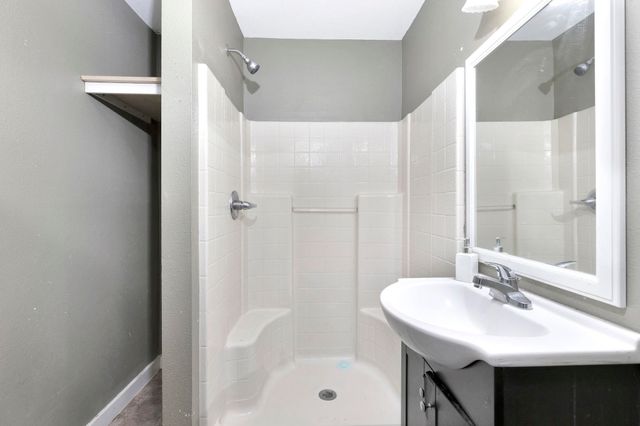 459 N Custer St, Wichita, KS 67203