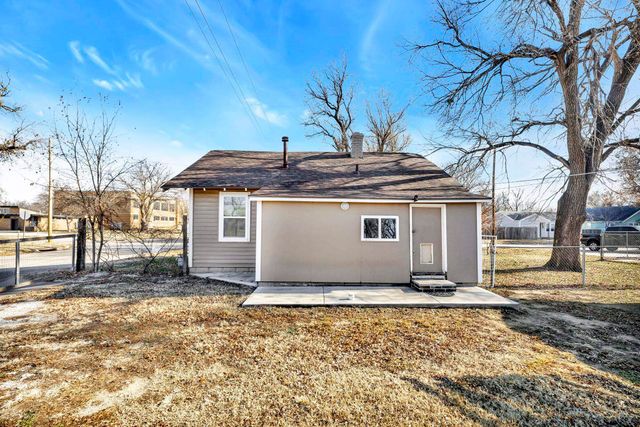 459 N Custer St, Wichita, KS 67203