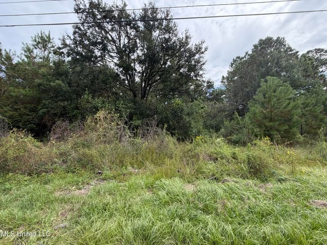 6604 April Bayou Drive, Biloxi, MS 39532