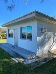 4023 SW 19th St A, West Park, FL 33023