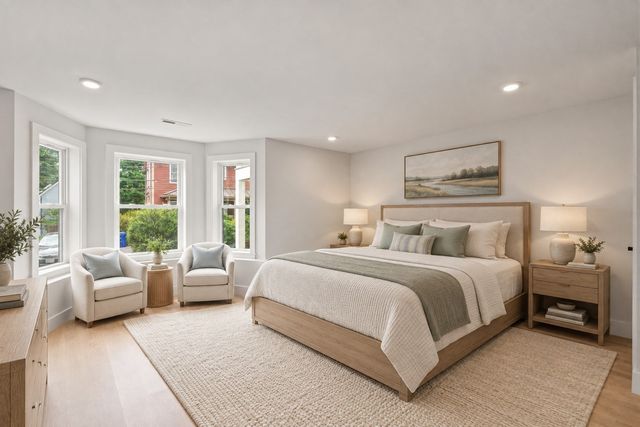 22-20 Ufford St 1, Boston, MA 02124