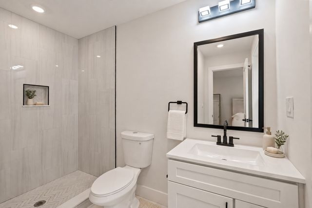 22-20 Ufford St 1, Boston, MA 02124