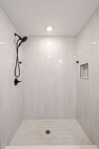 22-20 Ufford St 1, Boston, MA 02124