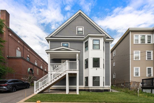 22-20 Ufford St 1, Boston, MA 02124