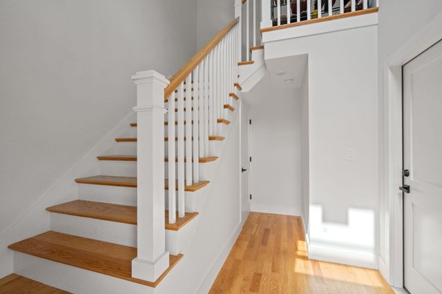 22-20 Ufford St 1, Boston, MA 02124