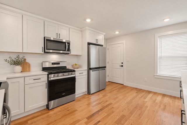 22-20 Ufford St 1, Boston, MA 02124