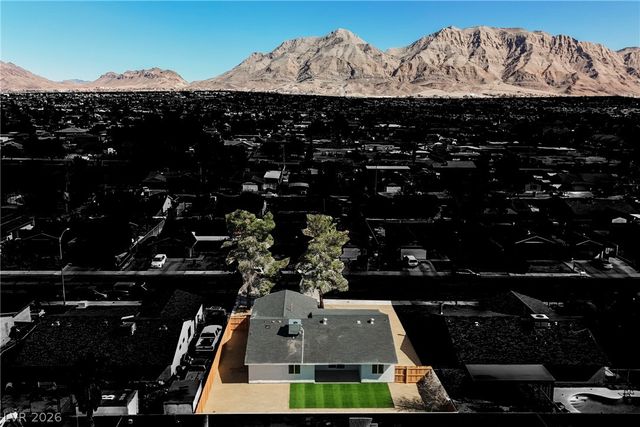 1667 Rockwell Lane, Las Vegas, NV 89156