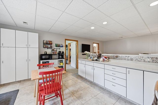 13238 BLUEBIRD Lane, Council Bluffs, IA 51503