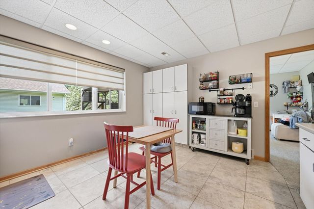 13238 BLUEBIRD Lane, Council Bluffs, IA 51503