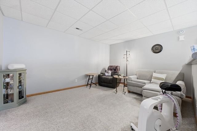 13238 BLUEBIRD Lane, Council Bluffs, IA 51503