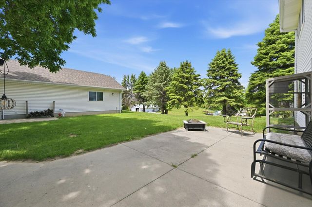 13238 BLUEBIRD Lane, Council Bluffs, IA 51503