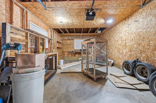 13238 BLUEBIRD Lane, Council Bluffs, IA 51503