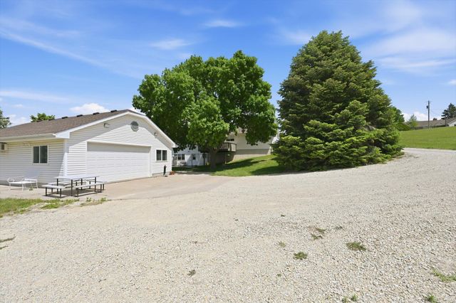 13238 BLUEBIRD Lane, Council Bluffs, IA 51503