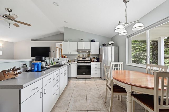 13238 BLUEBIRD Lane, Council Bluffs, IA 51503