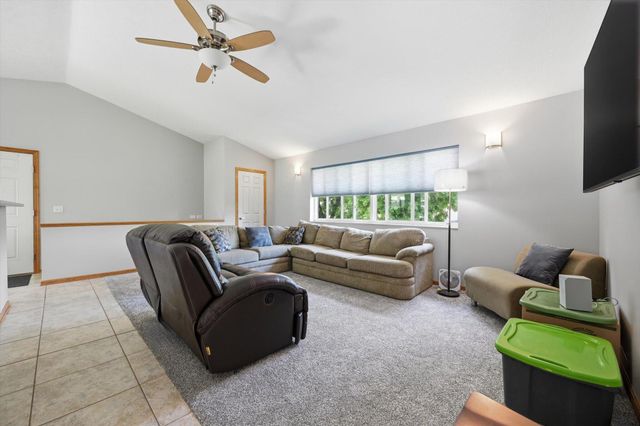 13238 BLUEBIRD Lane, Council Bluffs, IA 51503