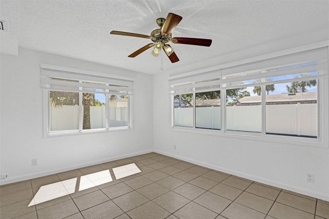 6101 NE 7th Avenue, Oakland Park, FL 33334