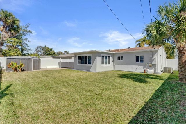 6101 NE 7th Avenue, Oakland Park, FL 33334
