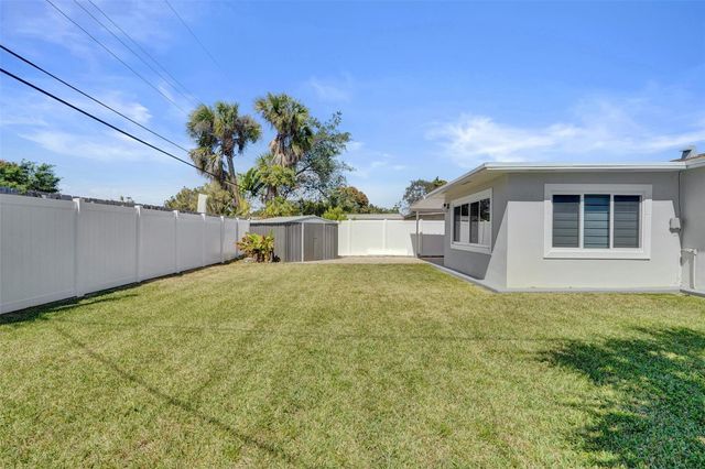 6101 NE 7th Avenue, Oakland Park, FL 33334