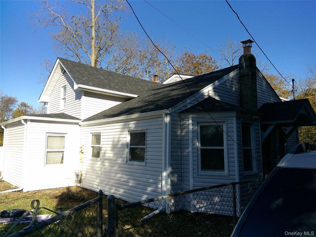 145 Conklin Avenue, Patchogue, NY 11772