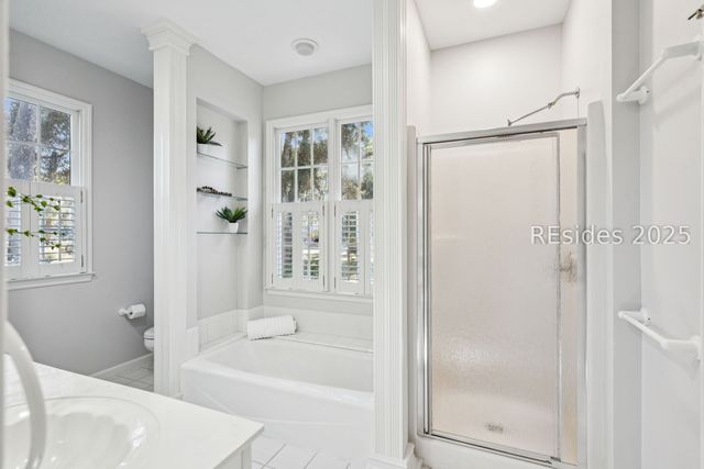 210 Old Plantation Dr W, Beaufort, SC 29907